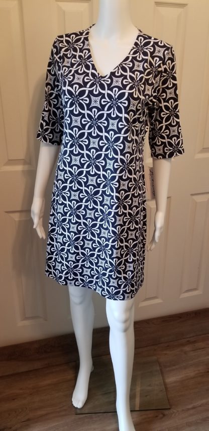 Elbow Sleeve V Neck Dress: GFNV Print