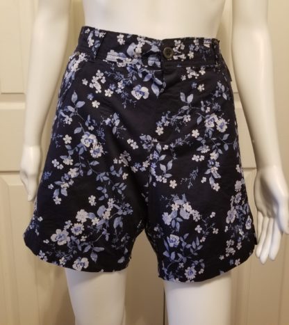 Dash Knit Waist Floral Shorts