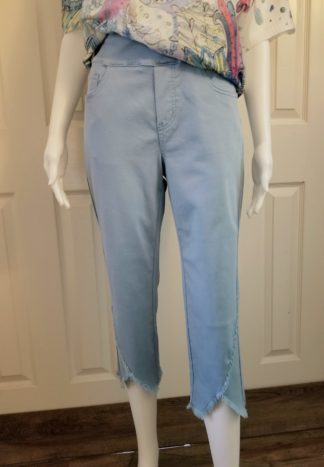 Cross Fray Hem Capri: Blue